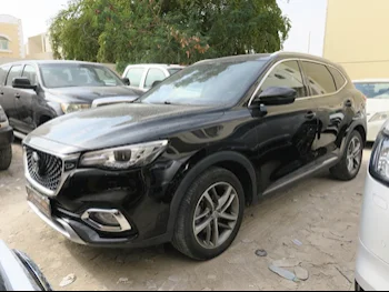 ام جي  اتش اس  2021  اوتوماتيك  26,000 كم  4 سلندر  دفع رباعي  اس يو في  أسود  تحت الضمان