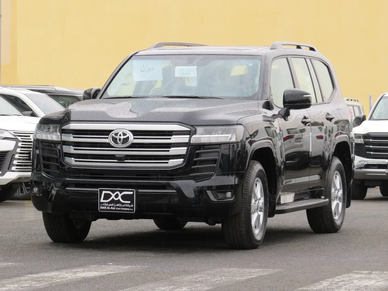 تويوتا  لاند كروزر  جي اكس ار  2024  اوتوماتيك  0 كم  6 سلندر  دفع رباعي  اس يو في  أسود  تحت الضمان