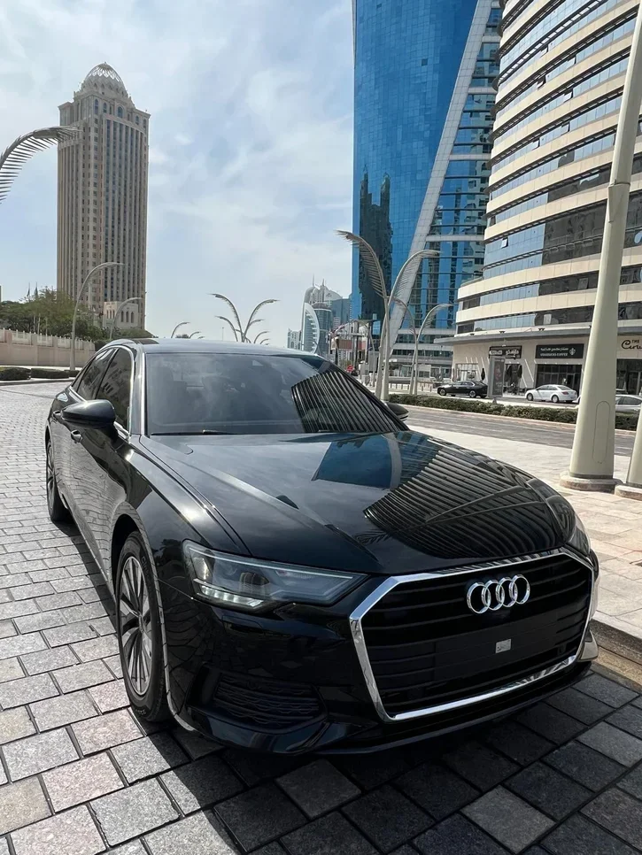 Audi  A6  4 Cylinder  Sedan  Black  2022