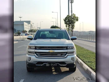 Chevrolet  Silverado  LTZ  2016  Automatic  188,000 Km  8 Cylinder  Four Wheel Drive (4WD)  Pick Up  Silver
