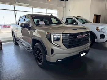 GMC  Sierra  AT4  2022  Automatic  23,000 Km  8 Cylinder  Four Wheel Drive (4WD)  Pick Up  Beige  With Warranty