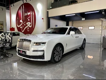 رولز - رويس  غوست  2024  اوتوماتيك  9,000 كم  12 سلندر  دفع كلي مستمر  سيدان  أبيض  تحت الضمان