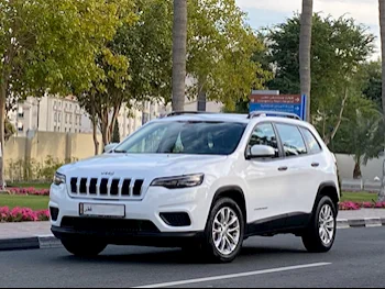 جييب  شيروكي  سبورت  2021  اوتوماتيك  41,000 كم  6 سلندر  دفع رباعي  اس يو في  أبيض