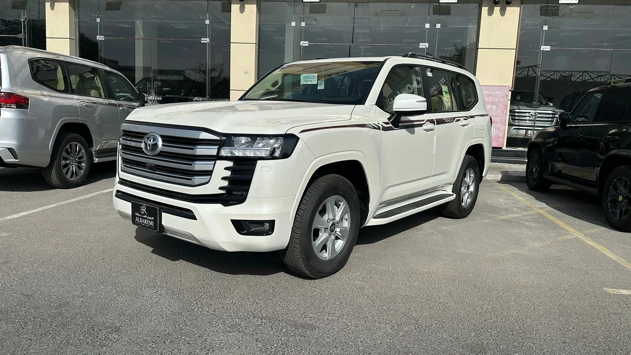 Toyota  Land Cruiser  GXR Twin Turbo  2025  Automatic  0 Km  6 Cylinder  Four Wheel Drive (4WD)  SUV  White  With Warranty