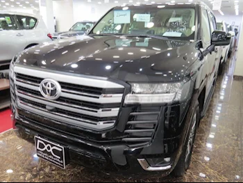 تويوتا  لاند كروزر  جي اكس ار توين توربو  2024  اوتوماتيك  0 كم  6 سلندر  دفع رباعي  اس يو في  أسود  تحت الضمان