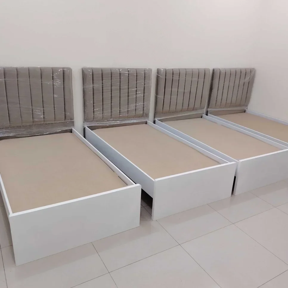 الأسّرة - فردي  - بنى  - متضمنة المرتبة