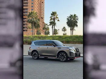 نيسان  باترول  نسمو  2021  اوتوماتيك  146,000 كم  8 سلندر  دفع رباعي  اس يو في  رمادي