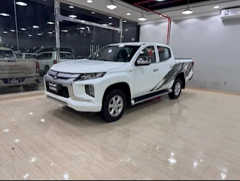 Mitsubishi  L 200  Diesel  2020  Manual  227,000 Km  4 Cylinder  Four Wheel Drive (4WD)  Pick Up  White