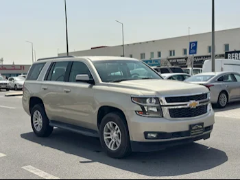 شفروليه  تاهو  ال تي  2017  اوتوماتيك  76,000 كم  8 سلندر  دفع رباعي  اس يو في  أبيض