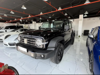 GWM  Tank  300  2025  Automatic  0 Km  4 Cylinder  Four Wheel Drive (4WD)  SUV  Black  With Warranty