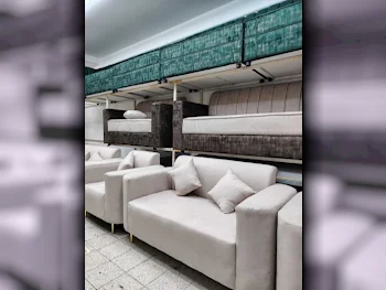 الأرائك والكنب والكراسي لايف ستايل  طقم كنب  - قماش  - متعدد الألوان