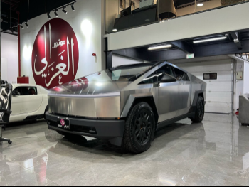 Tesla  Cybertruck  Foundation Series  2024  Automatic  2,000 Km  0 Cylinder  All Wheel Drive (AWD)  Pick Up  Silver