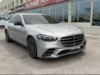 مرسيدس - بنز  اس - كلاس  280  2007  اوتوماتيك  168,000 كم  6 سلندر  دفع خلفي  سيدان  فضي
