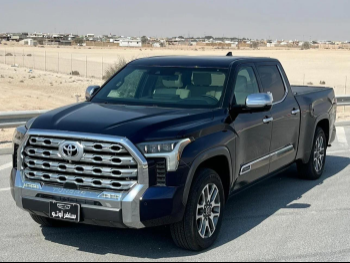Toyota  Tundra  Edition 1794  2022  Automatic  4,000 Km  8 Cylinder  Four Wheel Drive (4WD)  Pick Up  Blue