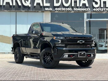 شفروليه  سلفرادو  ال تي تريل بوس زد 71  2021  اوتوماتيك  60,000 كم  8 سلندر  دفع رباعي  بيكب  أسود  تحت الضمان