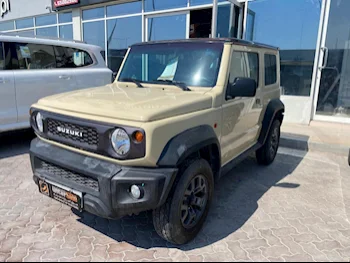 سوزوكي  جمني  2020  اوتوماتيك  112,000 كم  4 سلندر  دفع رباعي  اس يو في  بيج