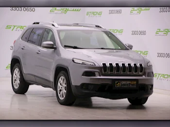 جييب  شيروكي  2015  اوتوماتيك  85,000 كم  6 سلندر  دفع رباعي  اس يو في  فضي