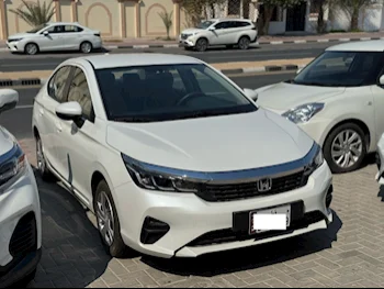هوندا  سيتي  سيدان  أبيض  2024
