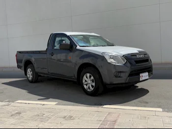 اسوزو  دي-ماكس  2024  عادي  0 كم  4 سلندر  دفع رباعي  بيكب  رمادي  تحت الضمان