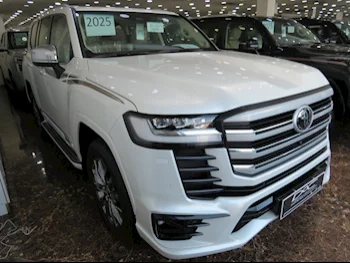 Toyota  Land Cruiser  VXR Twin Turbo  2025  Automatic  0 Km  6 Cylinder  Four Wheel Drive (4WD)  SUV  White  With Warranty