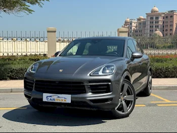 بورش  كيان  اس  2022  اوتوماتيك  74,000 كم  6 سلندر  دفع رباعي  اس يو في  رمادي