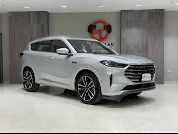 جيتور  اكس 70  بلس  2025  اوتوماتيك  0 كم  4 سلندر  سحب امامي  اس يو في  فضي  تحت الضمان