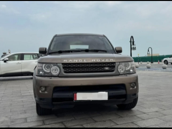 Land Rover  Range Rover  HSE  2011  Automatic  113,500 Km  8 Cylinder  Four Wheel Drive (4WD)  SUV  Brown