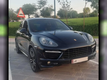 بورش  كيان  جي تي اس  2013  اوتوماتيك  204,000 كم  8 سلندر  دفع رباعي  اس يو في  أسود