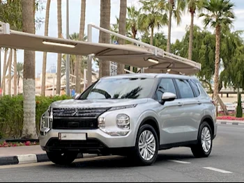 Mitsubishi  Outlander  Limited edition  2024  Automatic  16,000 Km  4 Cylinder  All Wheel Drive (AWD)  SUV  Silver  With Warranty