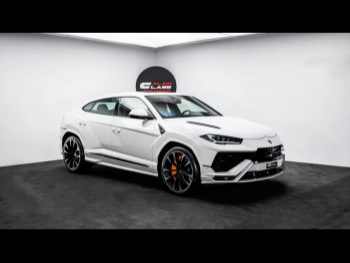 لمبرجيني  اوروس  اس  2024  اوتوماتيك  11,670 كم  8 سلندر  دفع كلي مستمر  اس يو في  أبيض