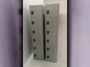 خزائن ودواليب الملابس والزينة - دوحة فيرنيتشر  - خزائن  - اللون الرمادي