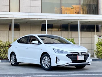 هيونداي  النترا  2020  اوتوماتيك  133,000 كم  4 سلندر  سحب امامي  سيدان  أبيض