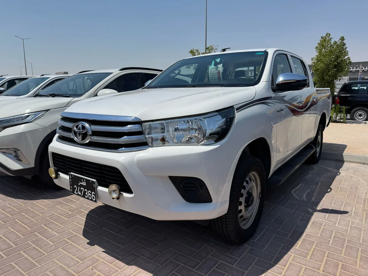 تويوتا  هاي لوكس  2020  اوتوماتيك  177,000 كم  4 سلندر  دفع رباعي  بيكب  أبيض