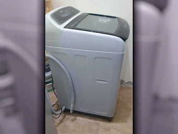 غسالة ملابس & الكل في واحد سامسونج \  غسالة تحميل علوي  فضة