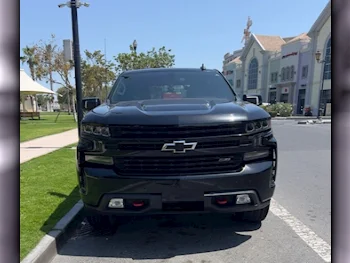 شفروليه  سلفرادو  ال تي تريل بوس زد 71  2021  اوتوماتيك  148,000 كم  8 سلندر  دفع رباعي  بيكب  أسود