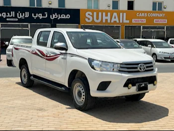 Toyota  Hilux  2020  Automatic  105,000 Km  4 Cylinder  Four Wheel Drive (4WD)  Pick Up  White