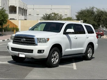 Toyota  Sequoia  2012  Automatic  522,000 Km  8 Cylinder  Four Wheel Drive (4WD)  SUV  White