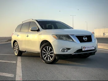 نيسان  باثفايندر  2014  اوتوماتيك  274,000 كم  6 سلندر  دفع رباعي  اس يو في  أبيض