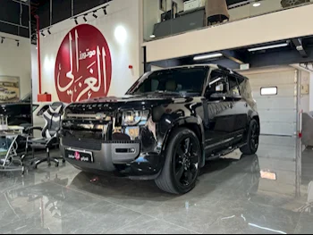 لاند روفر  ديفيندر  110 اتش اس اي  2022  اوتوماتيك  69,000 كم  6 سلندر  دفع رباعي  اس يو في  أسود  تحت الضمان