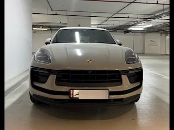 Porsche  Macan  2022  Automatic  40,600 Km  4 Cylinder  Four Wheel Drive (4WD)  SUV  Gray