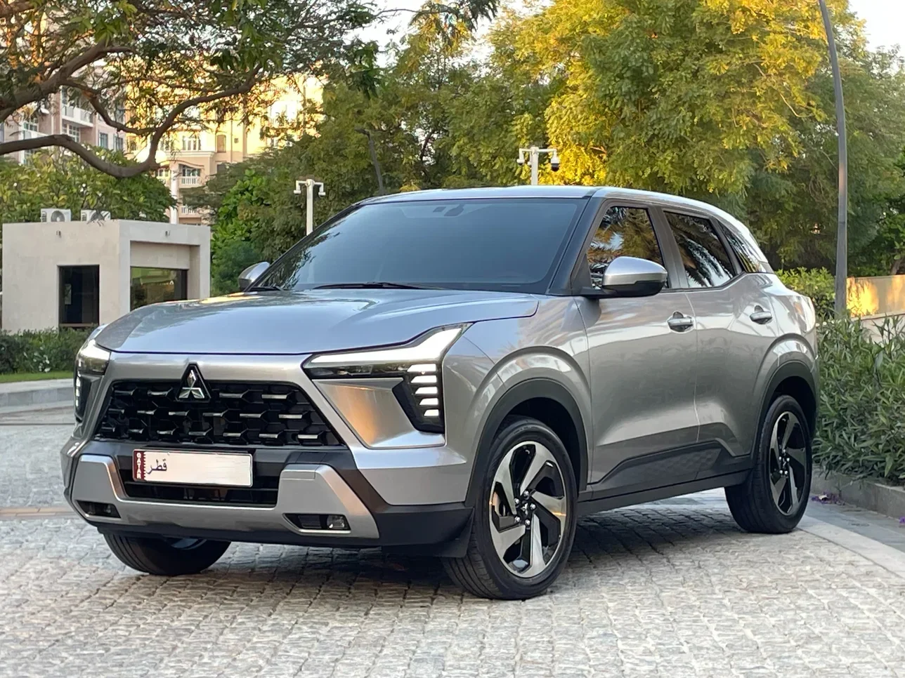 Mitsubishi  XForce  2025  Automatic  0 Km  4 Cylinder  All Wheel Drive (AWD)  SUV  Silver  With Warranty