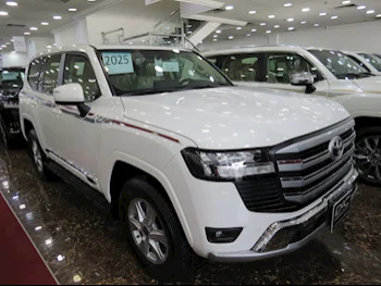 Toyota  Land Cruiser  GXR Twin Turbo  2025  Automatic  0 Km  6 Cylinder  Four Wheel Drive (4WD)  SUV  White  With Warranty