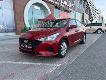 هيونداي  اكسنت  1.6  2021  اوتوماتيك  83,000 كم  4 سلندر  سحب امامي  سيدان  أحمر