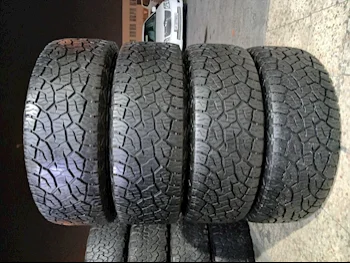 Tire & Rims Kumho Made in Vietnam /  4 Seasons  2756518 mm  18"