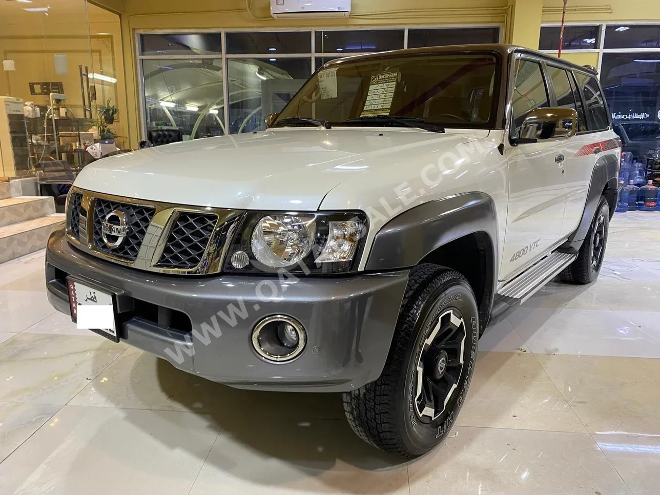 نيسان  باترول  سوبر سفاري  2022  اوتوماتيك  20,000 كم  6 سلندر  دفع رباعي  اس يو في  أبيض  تحت الضمان
