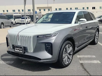 هونغ تشي  اي- اتش اس 9  2023  اوتوماتيك  6,000 كم  4 سلندر  دفع رباعي  اس يو في  أبيض  تحت الضمان