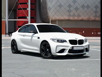 بي ام دبليو  الفئة - ام  2  2016  عادي  64,000 كم  6 سلندر  دفع خلفي  سيدان  أبيض