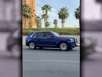 رولز - رويس  كولينان  2019  اوتوماتيك  63,000 كم  12 سلندر  دفع رباعي  اس يو في  ازرق