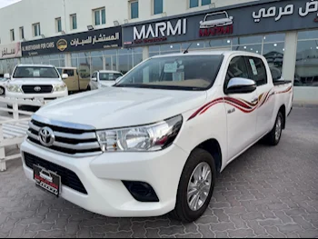 Toyota  Hilux  SR5  2021  Automatic  93,000 Km  4 Cylinder  Four Wheel Drive (4WD)  Pick Up  White