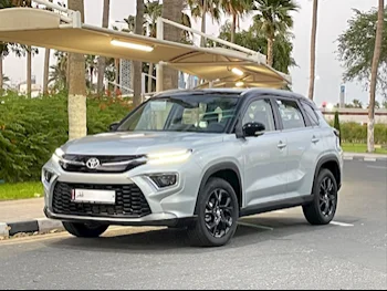 Toyota  Urban Cruiser  2025  Automatic  4,000 Km  4 Cylinder  Front Wheel Drive (FWD)  SUV  Silver  With Warranty